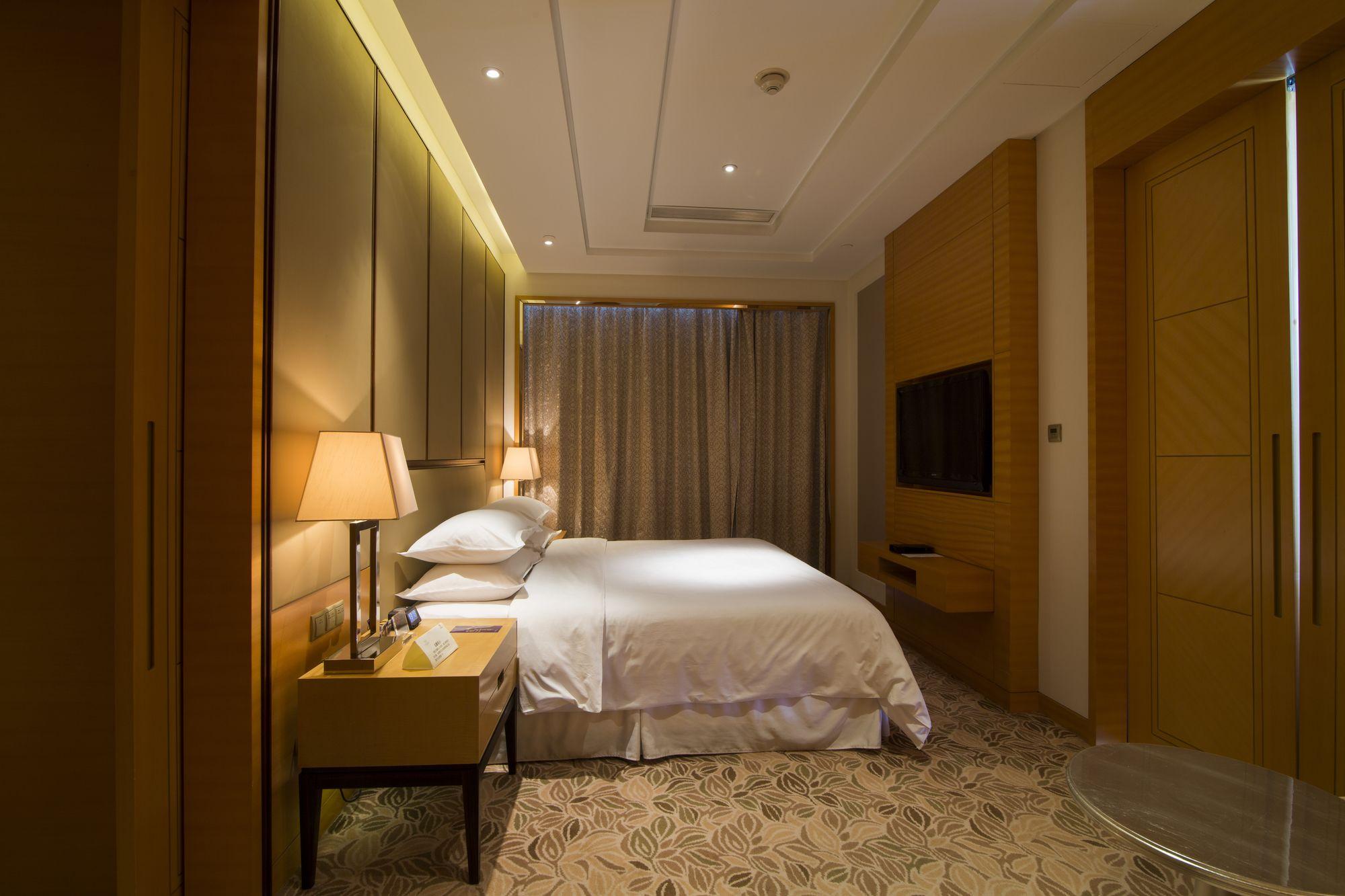 Sheraton Qingdao Jiaozhou Hotel Dış mekan fotoğraf