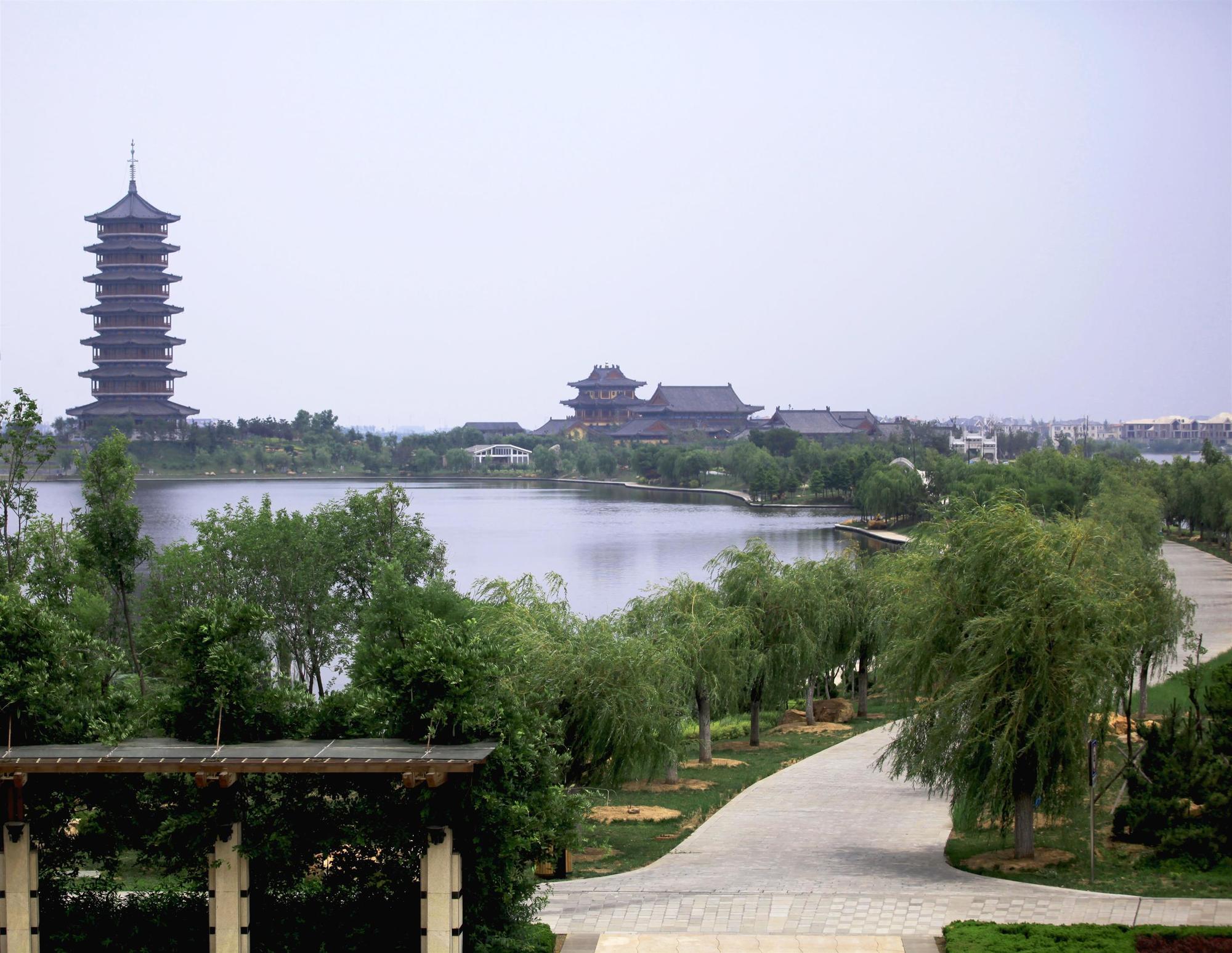 Sheraton Qingdao Jiaozhou Hotel Dış mekan fotoğraf